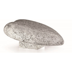CO3006 - HERZ AUS GRANIT AUF SOCKEL - Sansone Collection